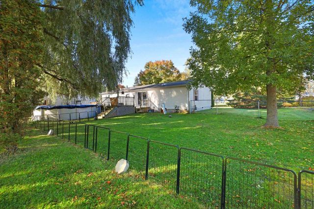 1239 MELISSA BOULEVARD, Little Suamico, WI 54141
