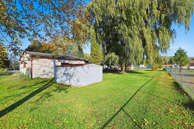 1239 MELISSA BOULEVARD, Little Suamico, WI 54141
