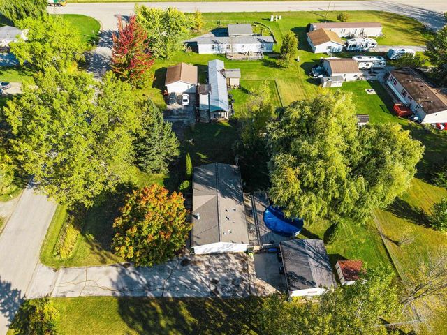 1239 MELISSA BOULEVARD, Little Suamico, WI 54141