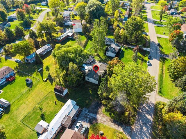 1239 MELISSA BOULEVARD, Little Suamico, WI 54141