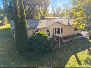 1239 MELISSA BOULEVARD, Little Suamico, WI 54141