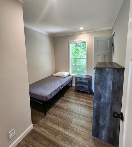 23 Yates St, Paris, TN 38242