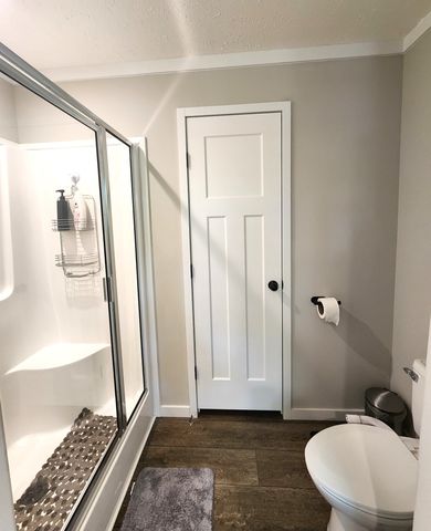 23 Yates St, Paris, TN 38242