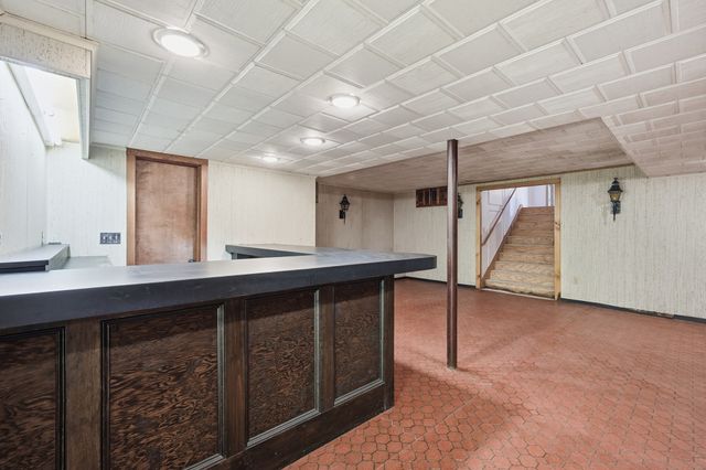 14 Miller Dr, Warren, MA 01083