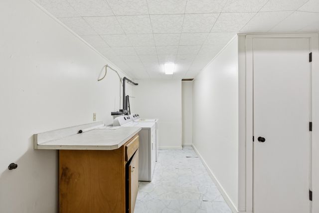 14 Miller Dr, Warren, MA 01083