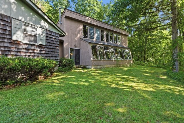 14 Miller Dr, Warren, MA 01083