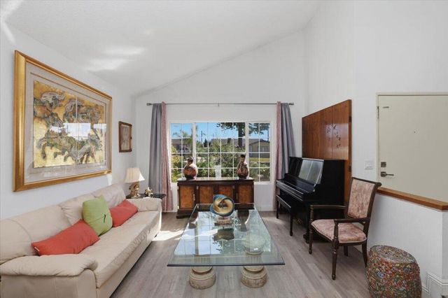 1369 Washington Avenue, Pomona, CA 91767