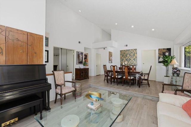 1369 Washington Avenue, Pomona, CA 91767