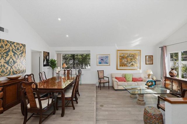 1369 Washington Avenue, Pomona, CA 91767