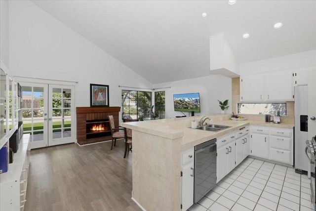 1369 Washington Avenue, Pomona, CA 91767