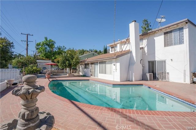 13765 Algranti, Sylmar, CA 91342