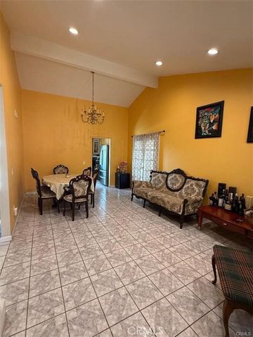 13765 Algranti, Sylmar, CA 91342