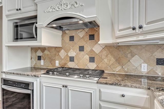 14000 Edmond Lake Drive, Jones, OK 73049