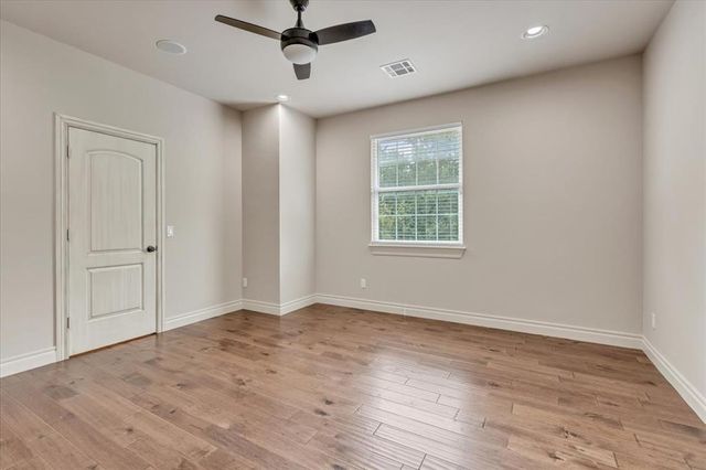 14000 Edmond Lake Drive, Jones, OK 73049