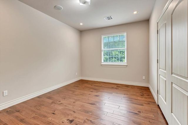 14000 Edmond Lake Drive, Jones, OK 73049
