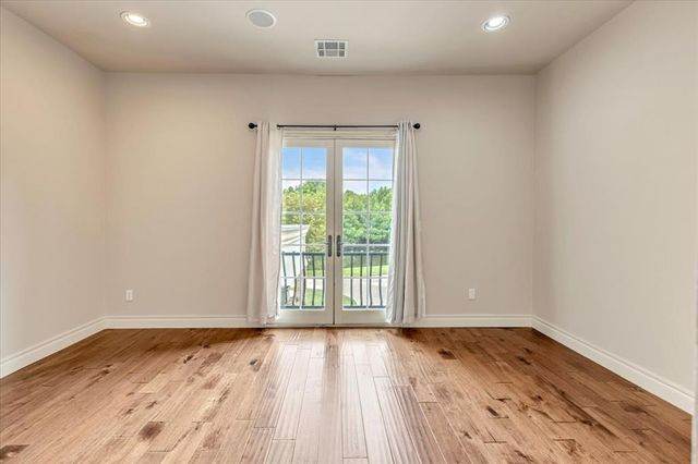 14000 Edmond Lake Drive, Jones, OK 73049