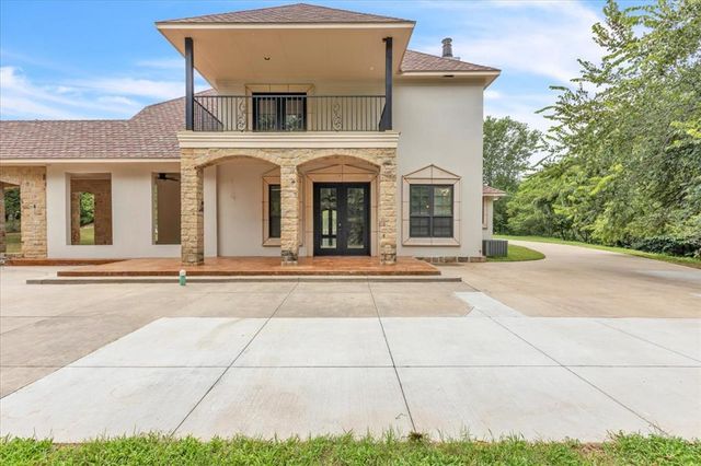 14000 Edmond Lake Drive, Jones, OK 73049