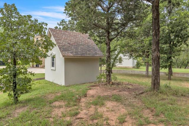 14000 Edmond Lake Drive, Jones, OK 73049
