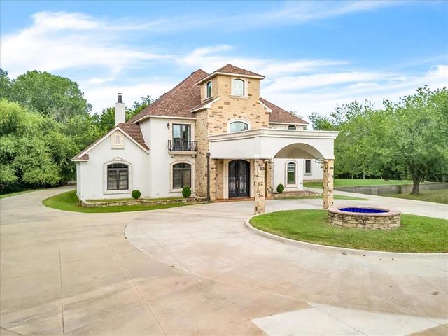 14000 Edmond Lake Drive, Jones, OK 73049