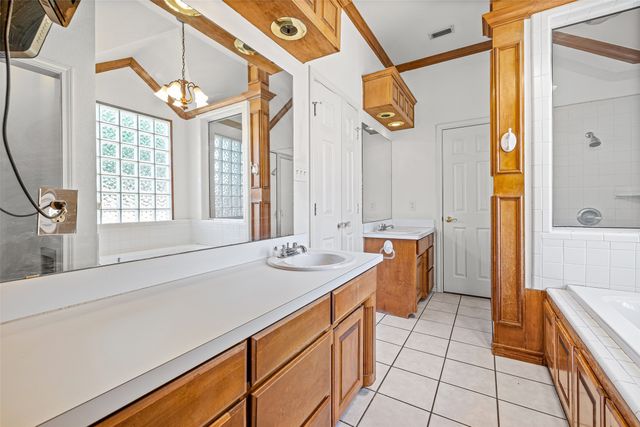 8816 The Briers Court, Granbury, TX 76049
