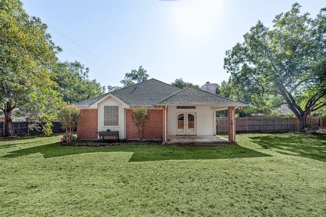 8816 The Briers Court, Granbury, TX 76049