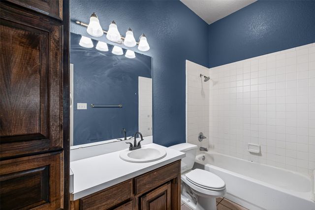 8816 The Briers Court, Granbury, TX 76049