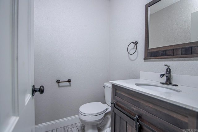 6 Lisa Court, Little Rock, AR 72212