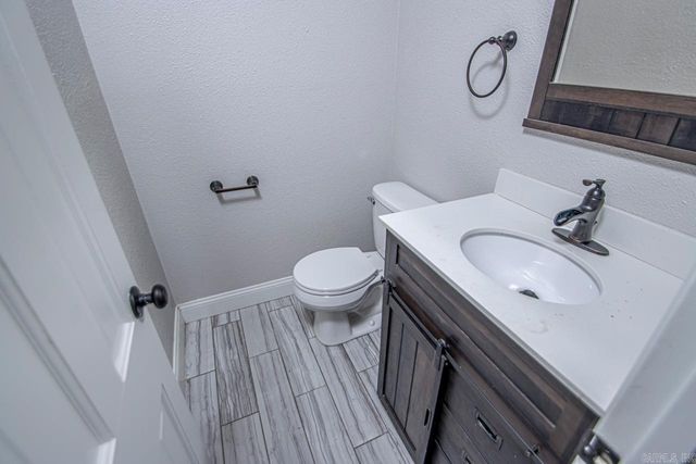 6 Lisa Court, Little Rock, AR 72212