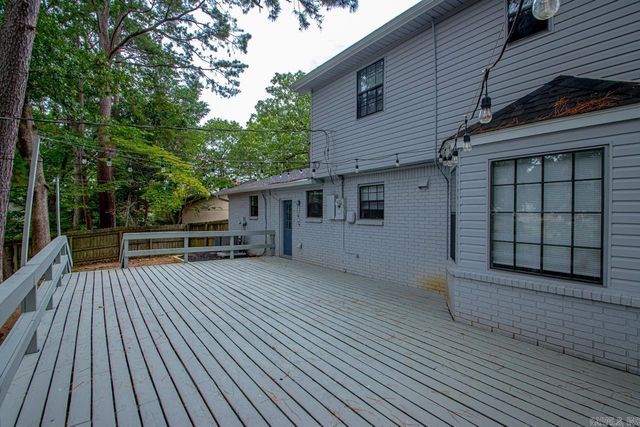 6 Lisa Court, Little Rock, AR 72212