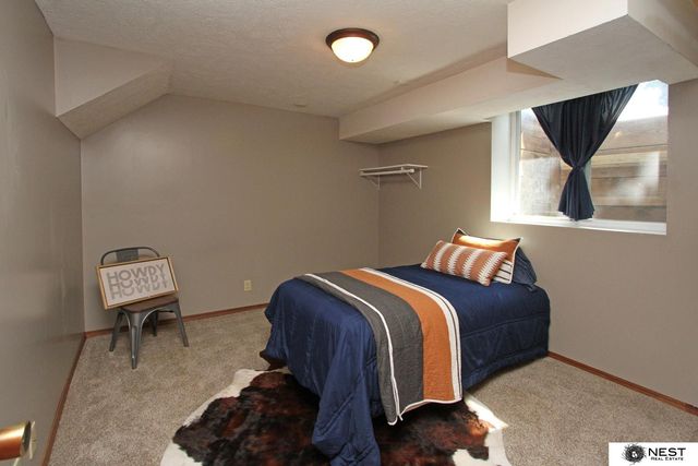 2760 S 13th Street, Lincoln, NE 68502