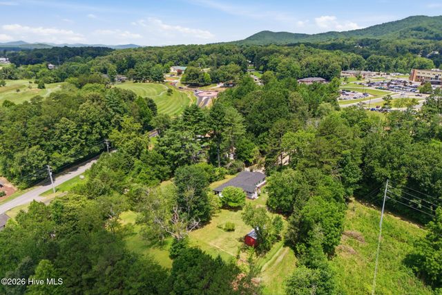 22 Gardenia Way, Blairsville, GA 30512