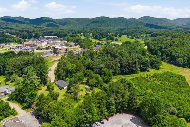 22 Gardenia Way, Blairsville, GA 30512