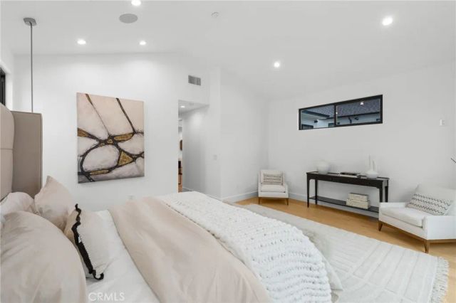 742 Groton, Burbank, CA 91504