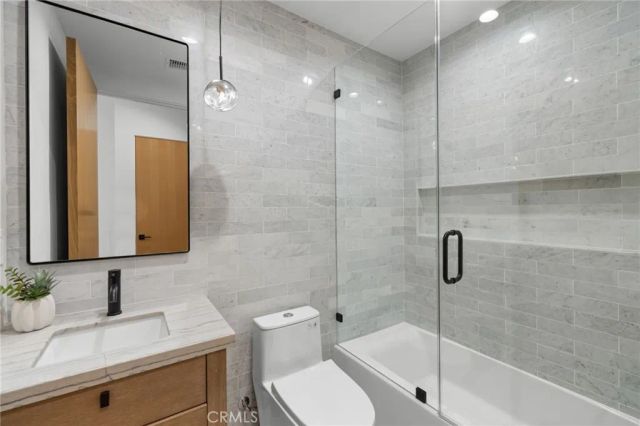 742 Groton, Burbank, CA 91504