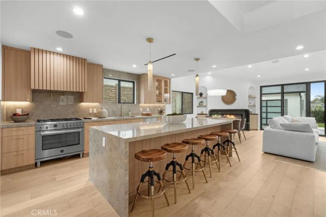 742 Groton, Burbank, CA 91504