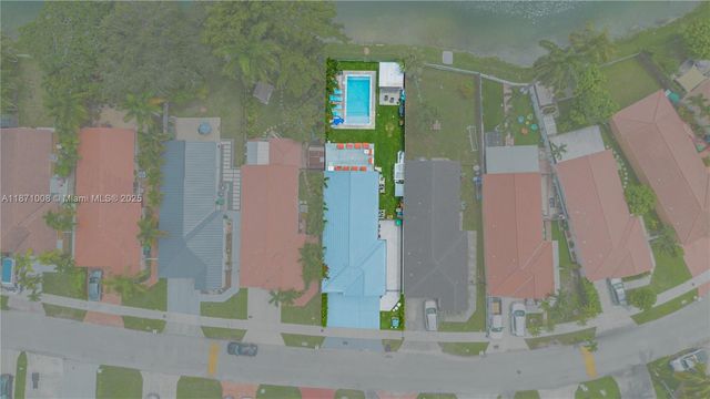 17079 SW 142nd Pl, Miami, FL 33177