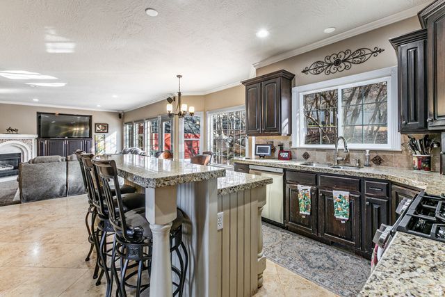 12321 S GRAYSTONE CT, Draper, UT 84020