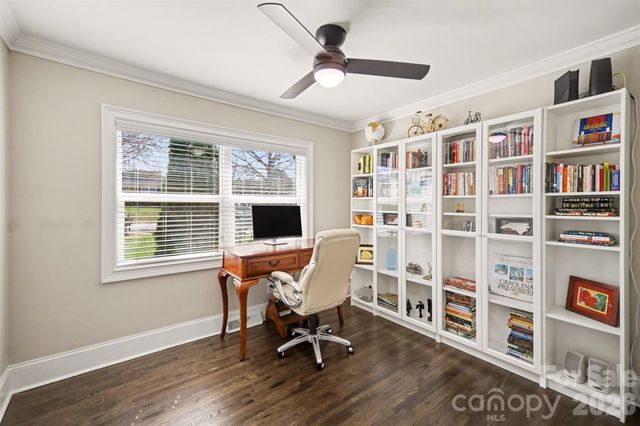 3945 Winfield Drive, Charlotte, NC 28205