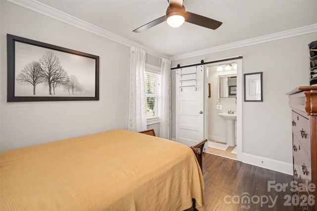 3945 Winfield Drive, Charlotte, NC 28205