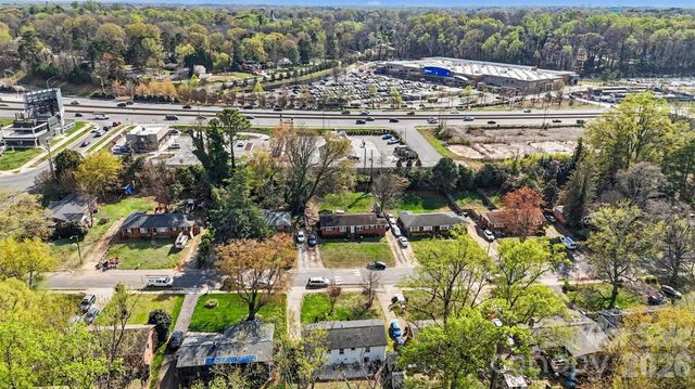 3945 Winfield Drive, Charlotte, NC 28205