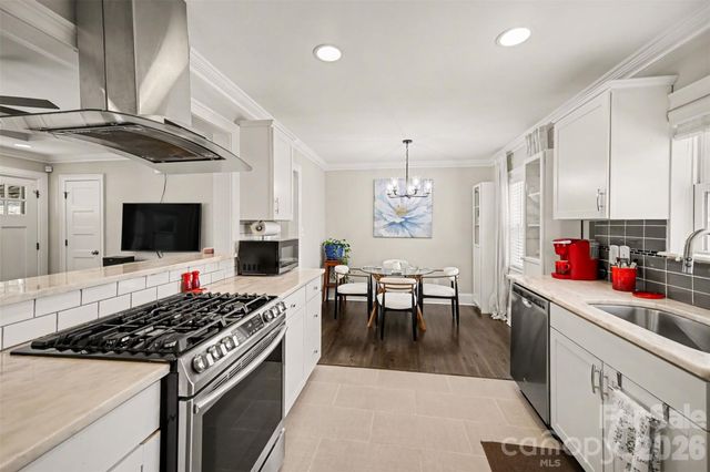 3945 Winfield Drive, Charlotte, NC 28205