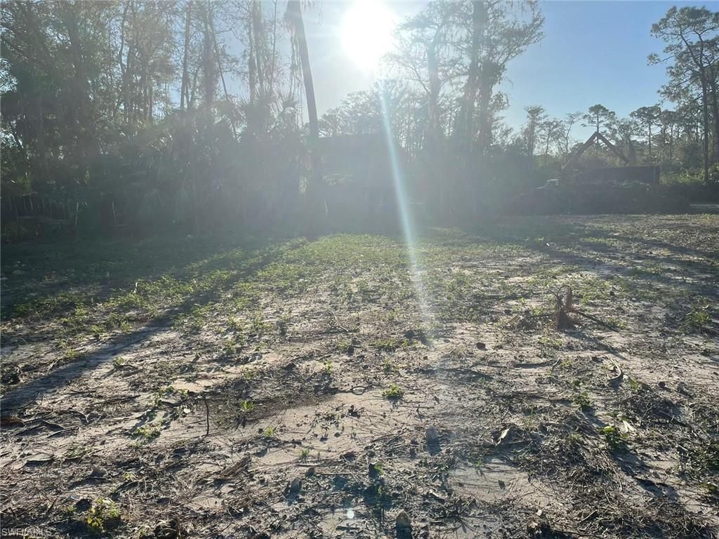2004 Canton AVE, ALVA, FL 33920 — photo 2