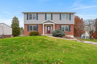 4008 Crestwood Dr, West Deer, PA 15044