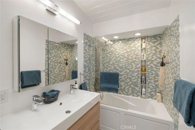 3202 N Studebaker Road, Long Beach, CA 90808