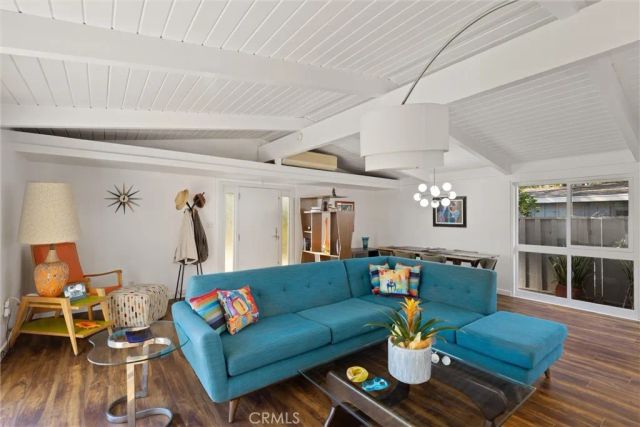 3202 N Studebaker Road, Long Beach, CA 90808