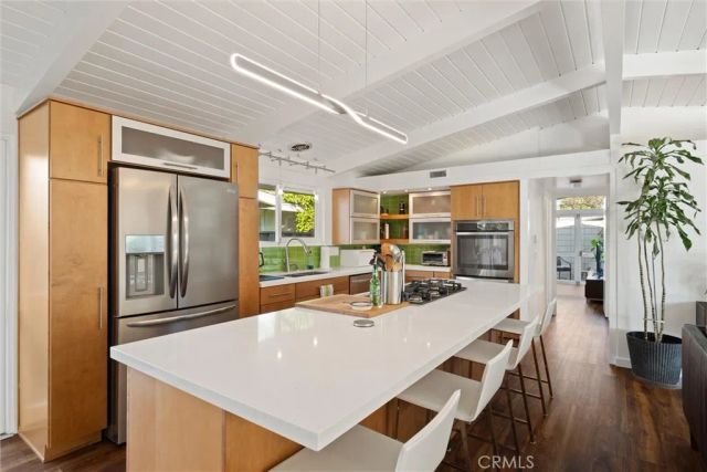 3202 N Studebaker Road, Long Beach, CA 90808