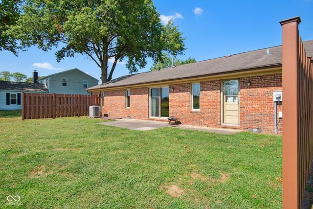 1212 Hickory Hill Road, Seymour, IN 47274