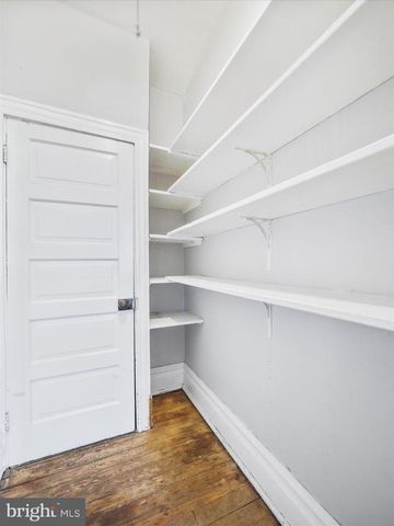 49 W COMMERCE STREET, Chambersburg, PA 17201