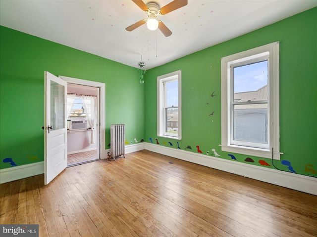 49 W COMMERCE STREET, Chambersburg, PA 17201