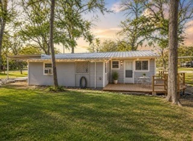 254 County Road 1745, Clifton, TX 76634